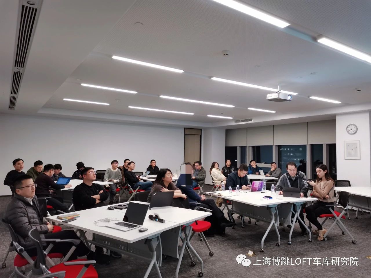 阜新杭州LOFT车库专题会